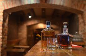 Comment  bien conserver son whisky : le guide